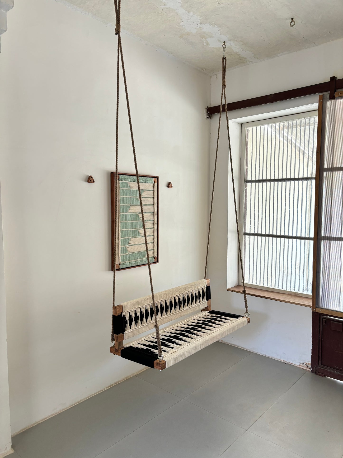 Woven Swing with Backrest armrest - Megha
