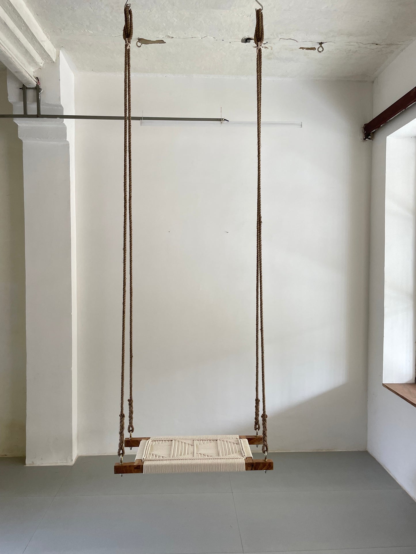 Single seater swing - All white