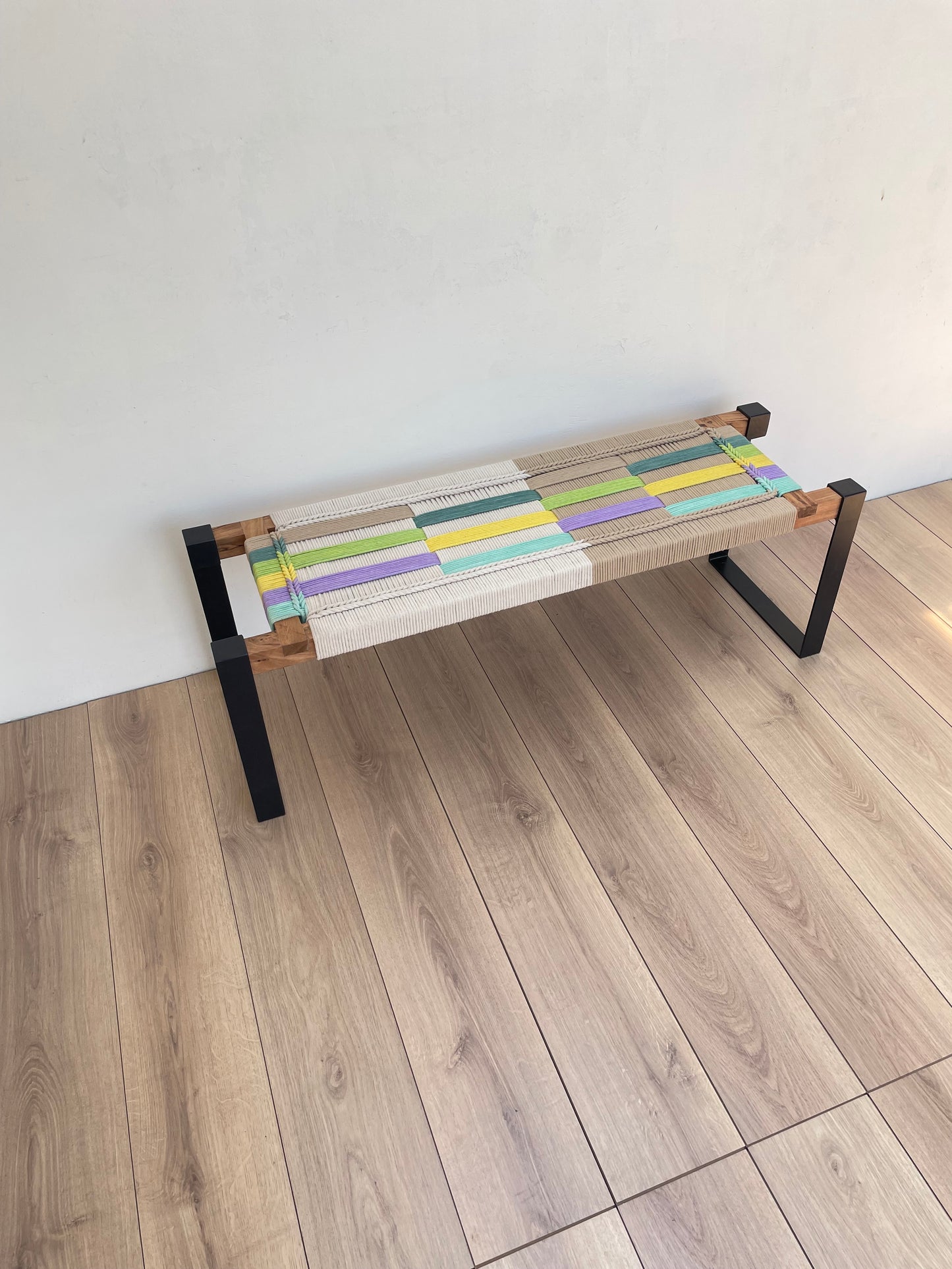 Altair woven bench in metal legs