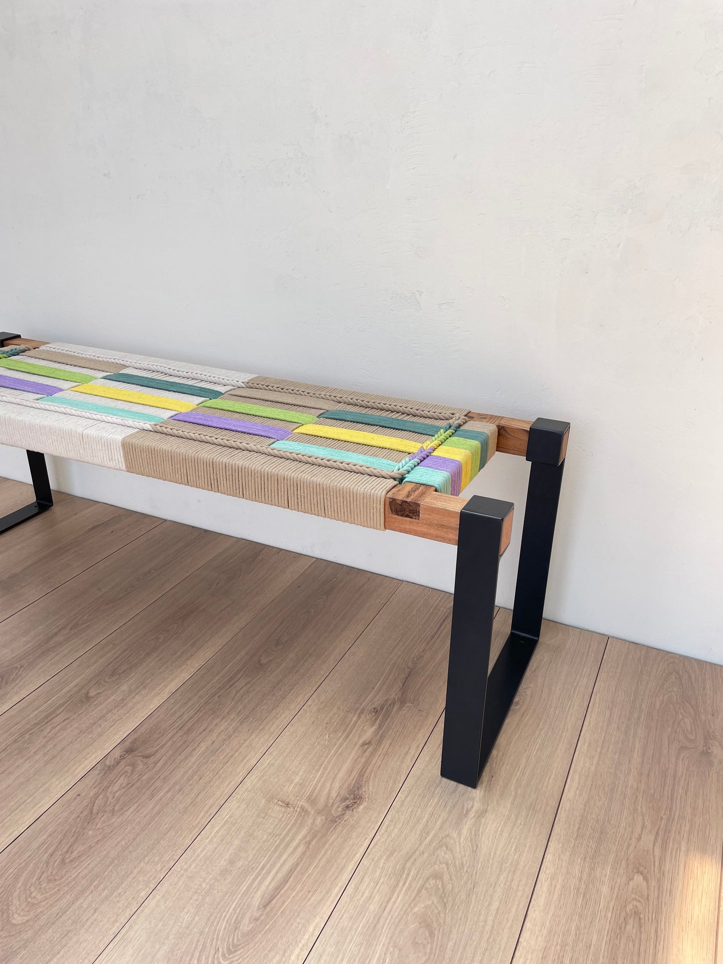Altair woven bench in metal legs