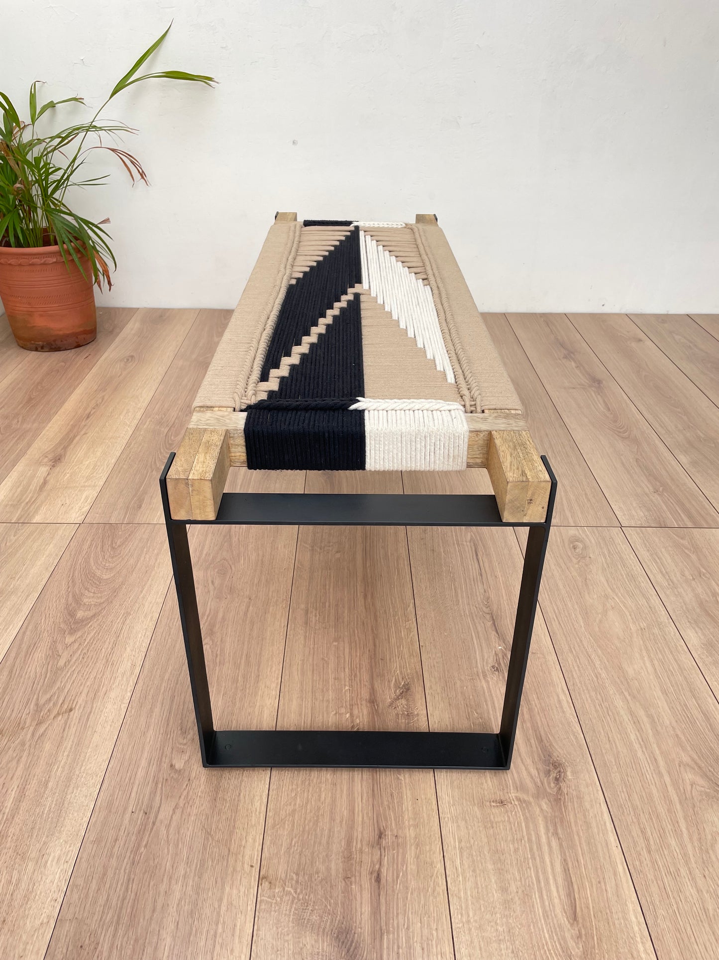 Woven Bench two seater in metal legs - Beige White Black