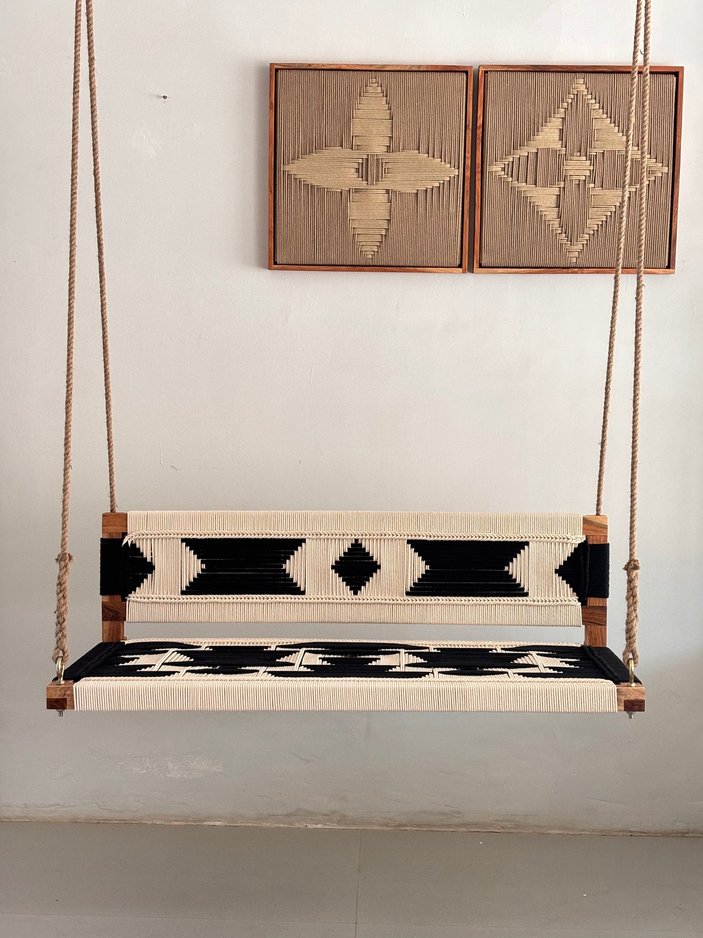 Woven Swing with Backrest