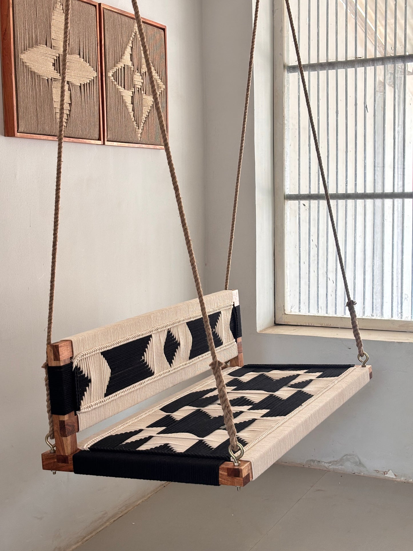 Woven Swing with Backrest