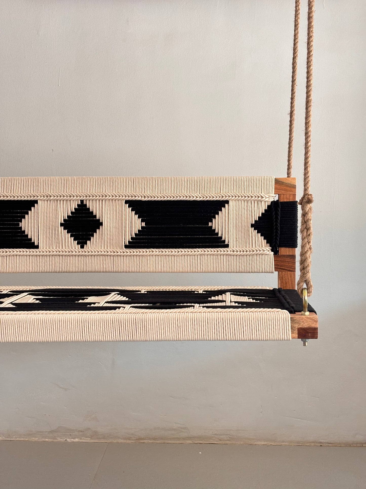 Woven Swing with Backrest