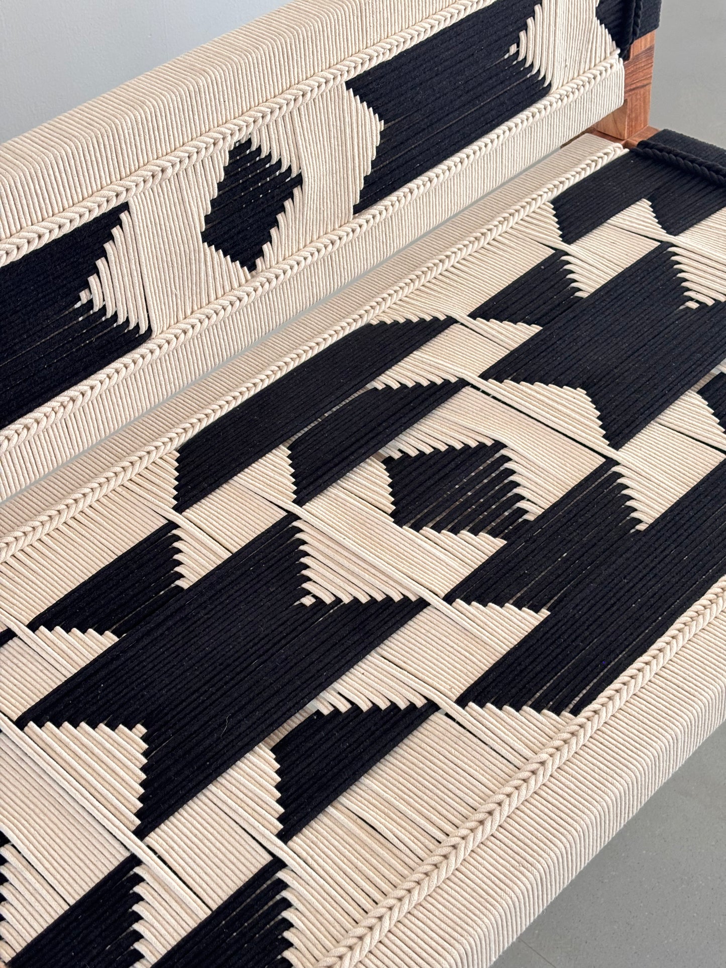 Woven Swing with Backrest