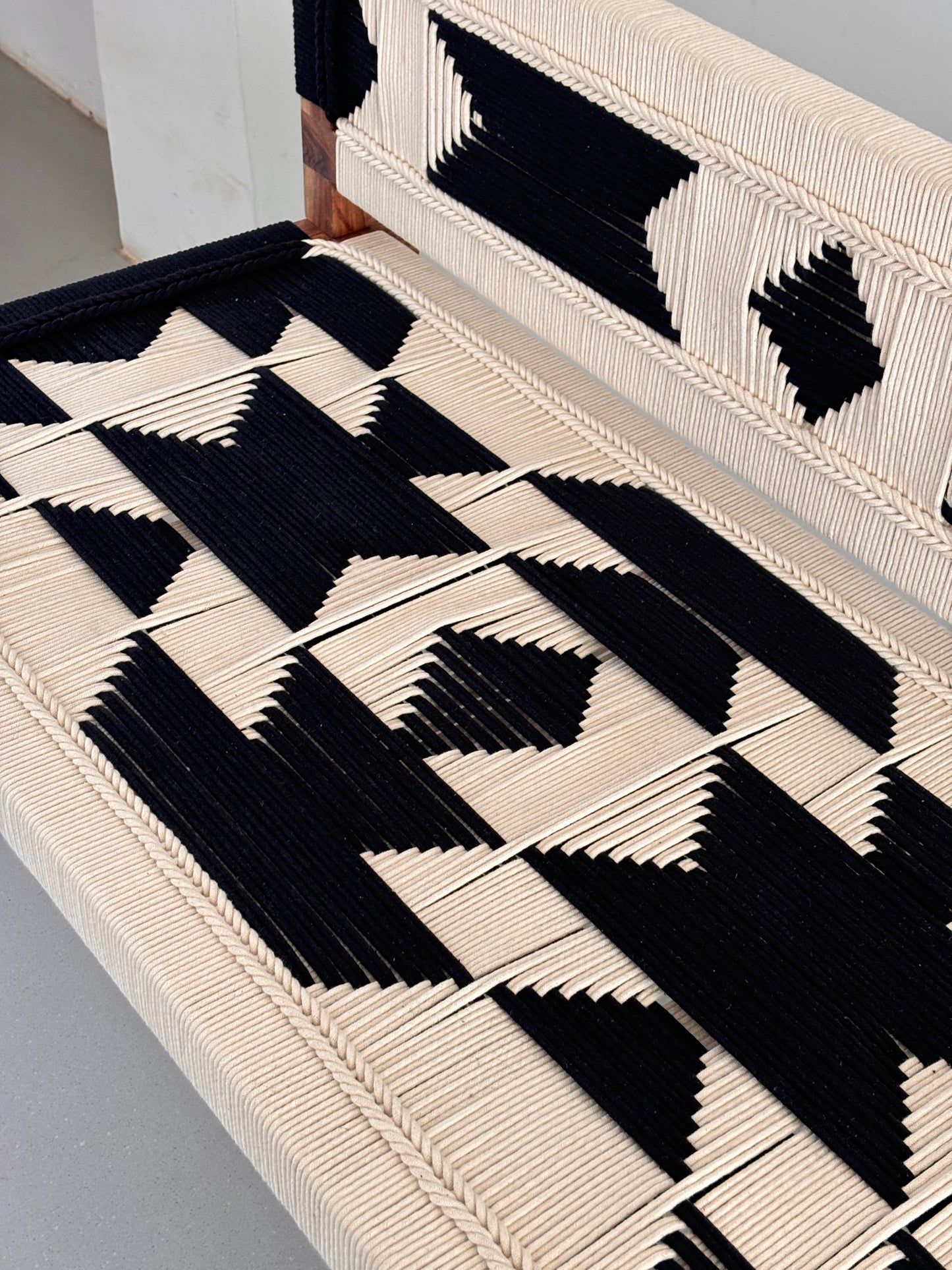 Woven Swing with Backrest