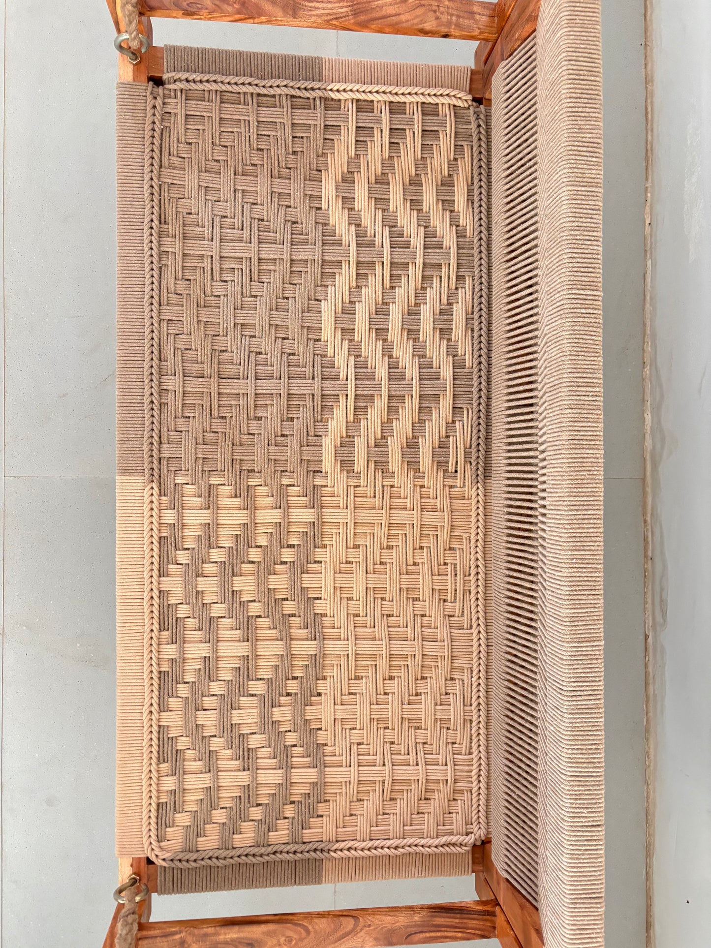 Armrest Backrest Woven Swing