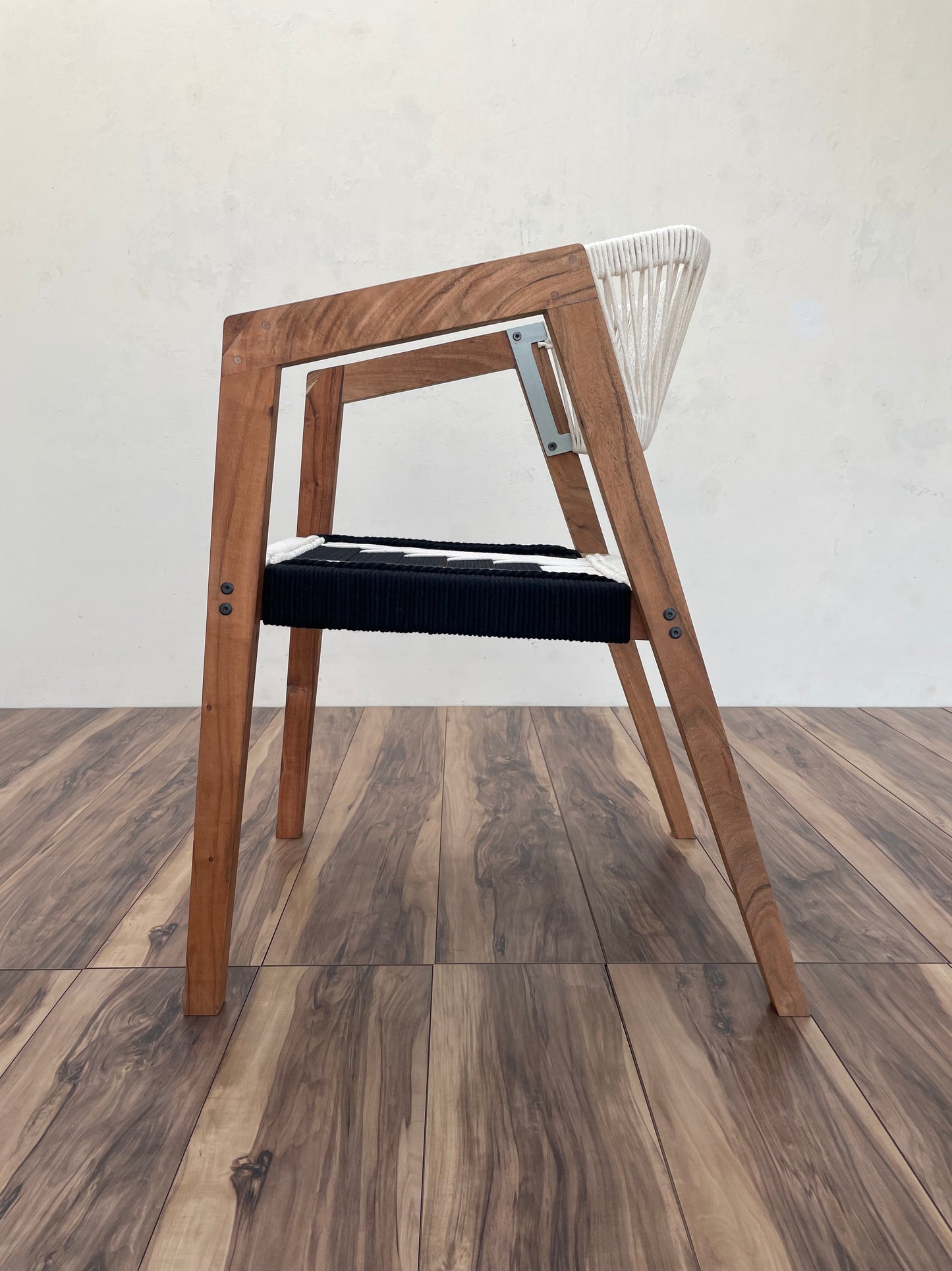 Armrest Chair - Black & White