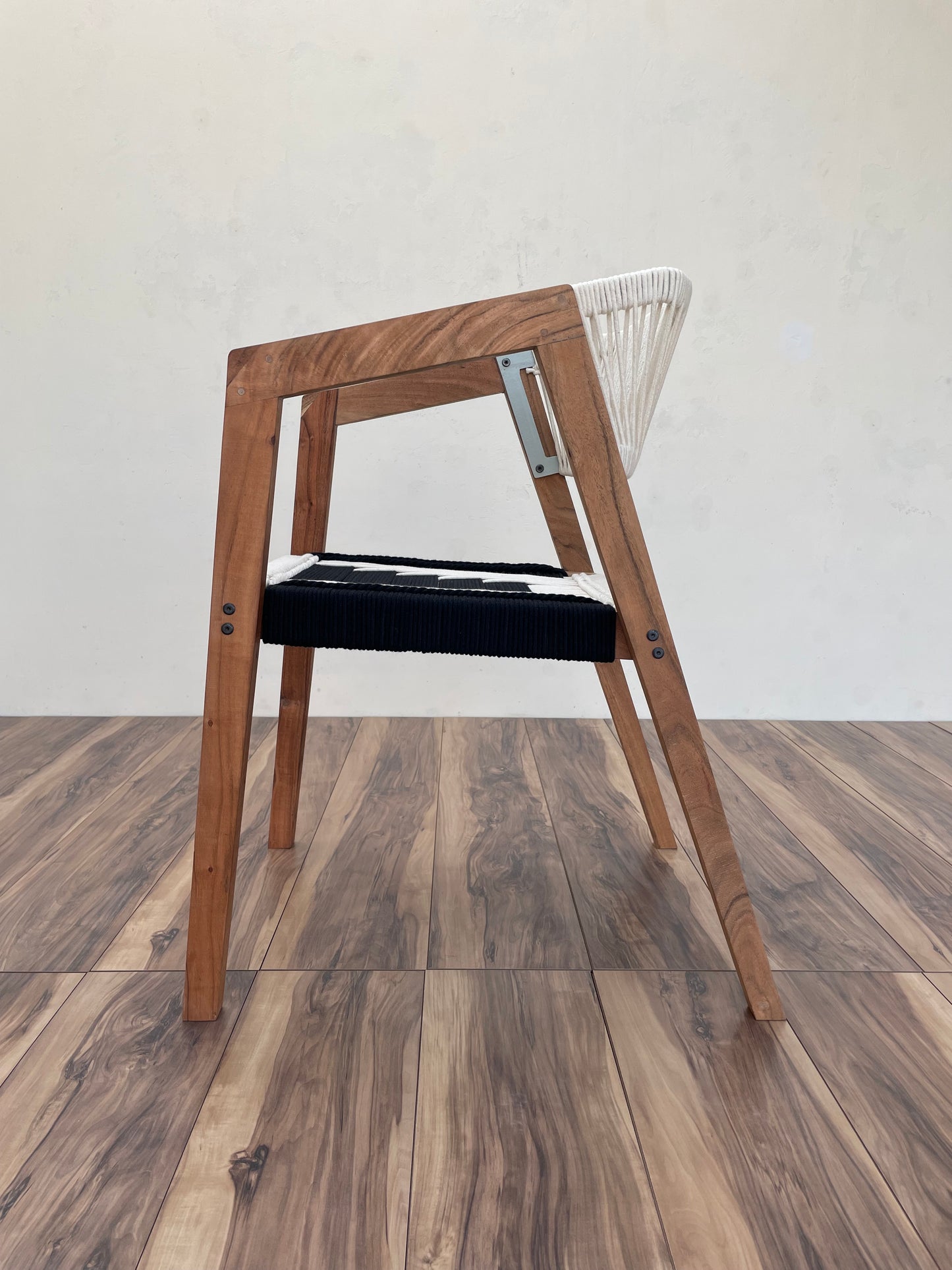 Armrest Chair - Black & White