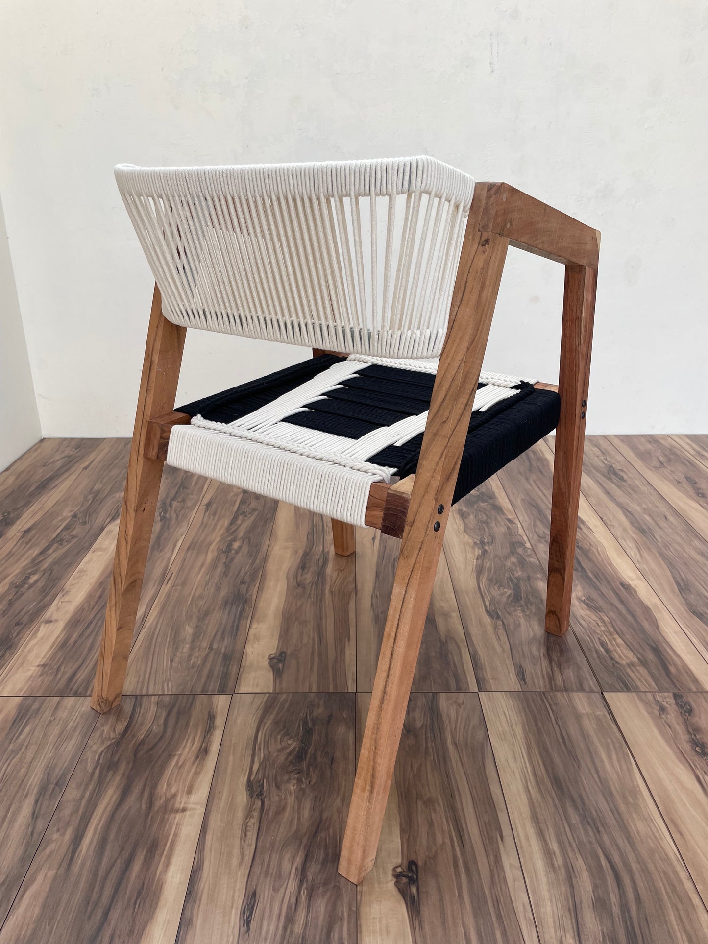 Armrest Chair - Black & White