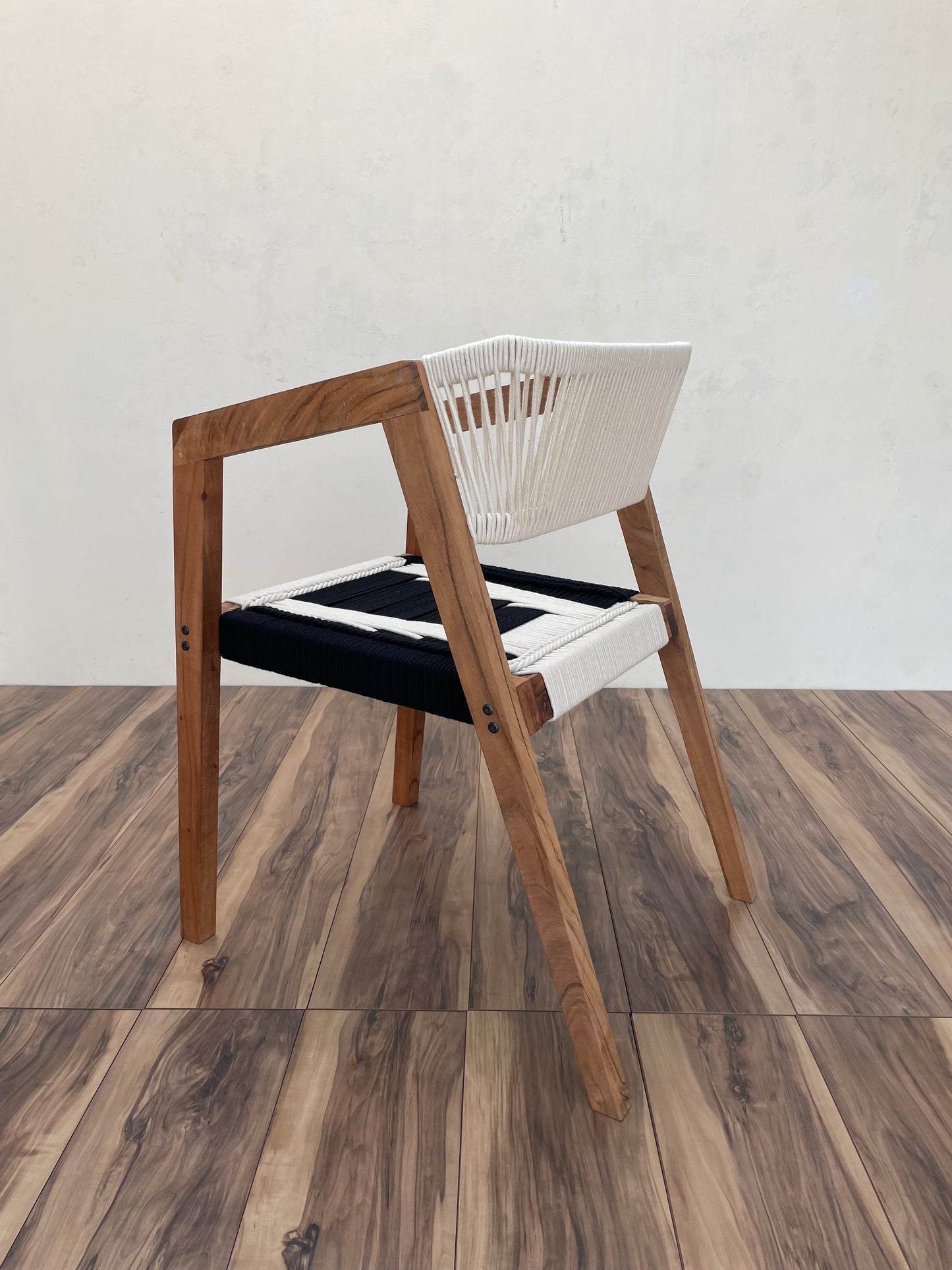 Armrest Chair - Black & White