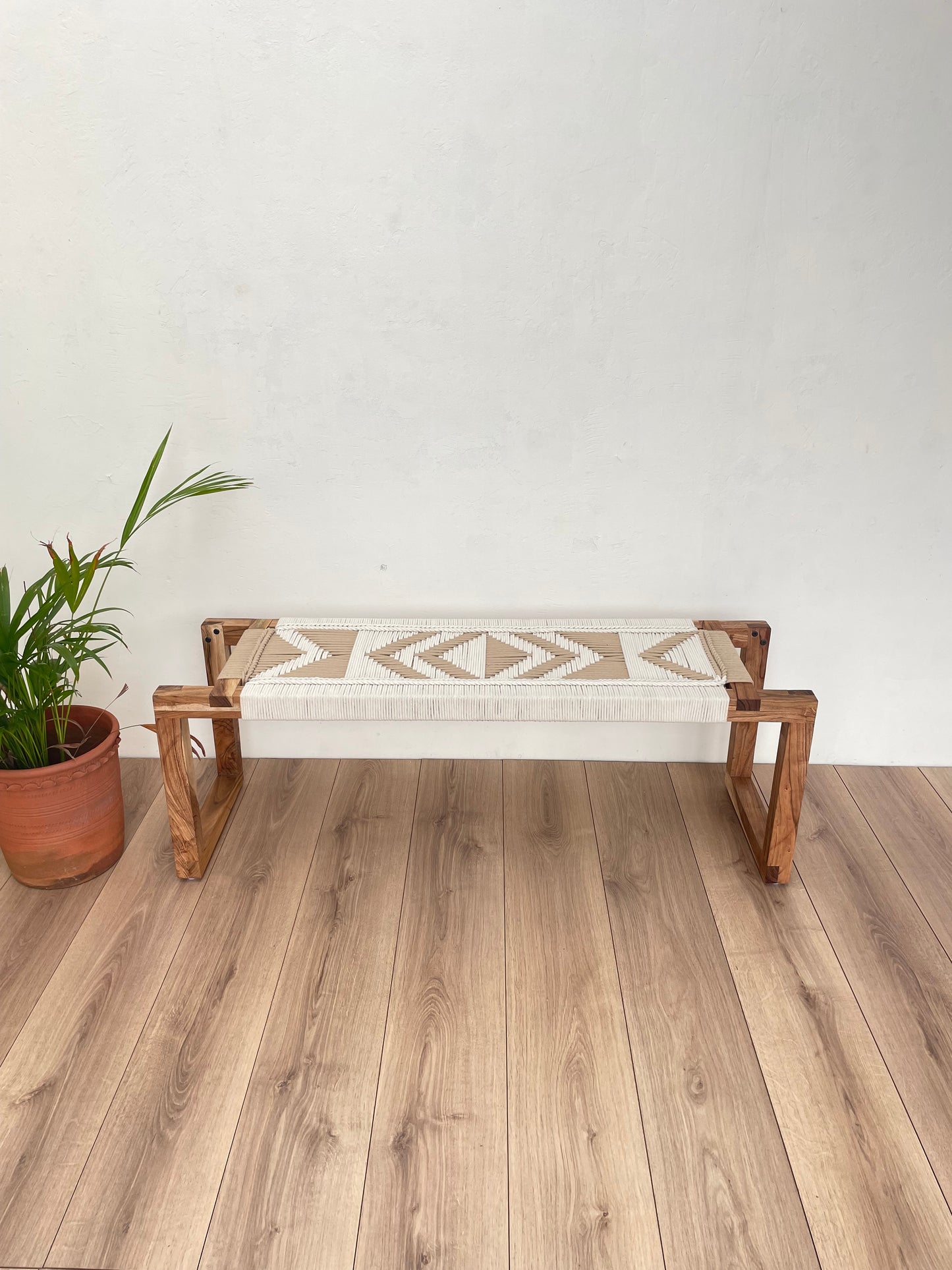 Woven Bench - White & Begie