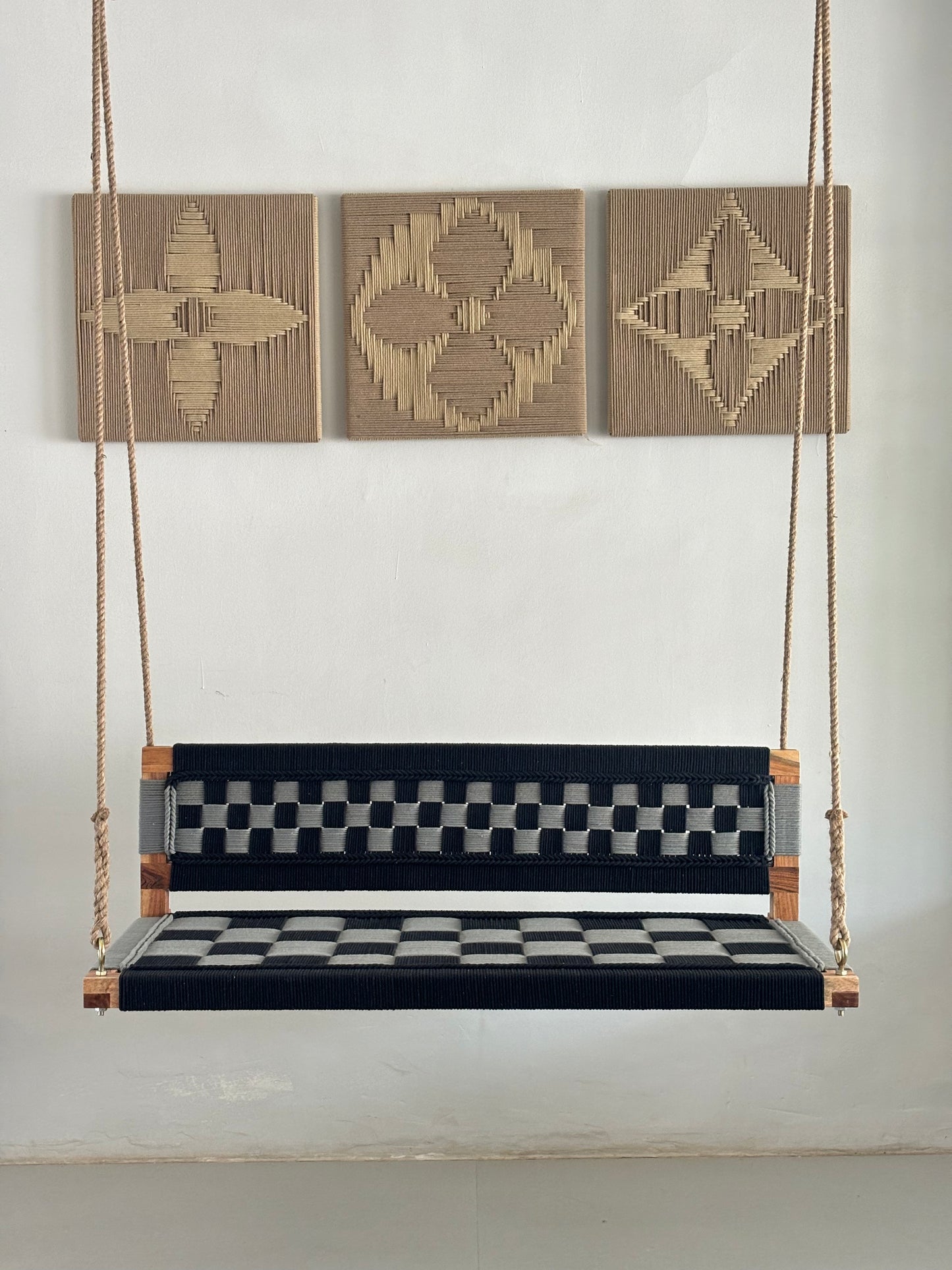 Woven Swing with Backrest