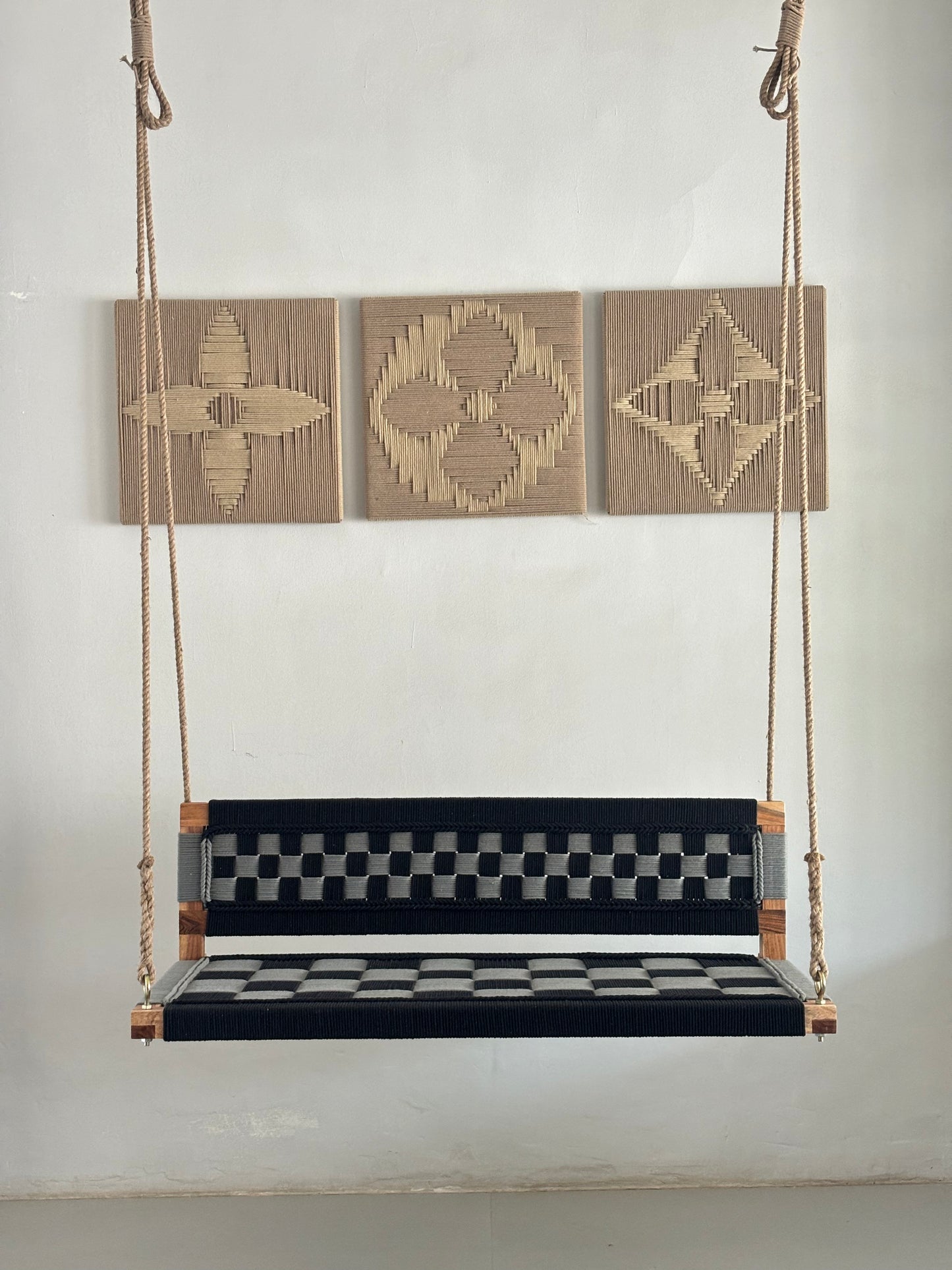 Woven Swing with Backrest