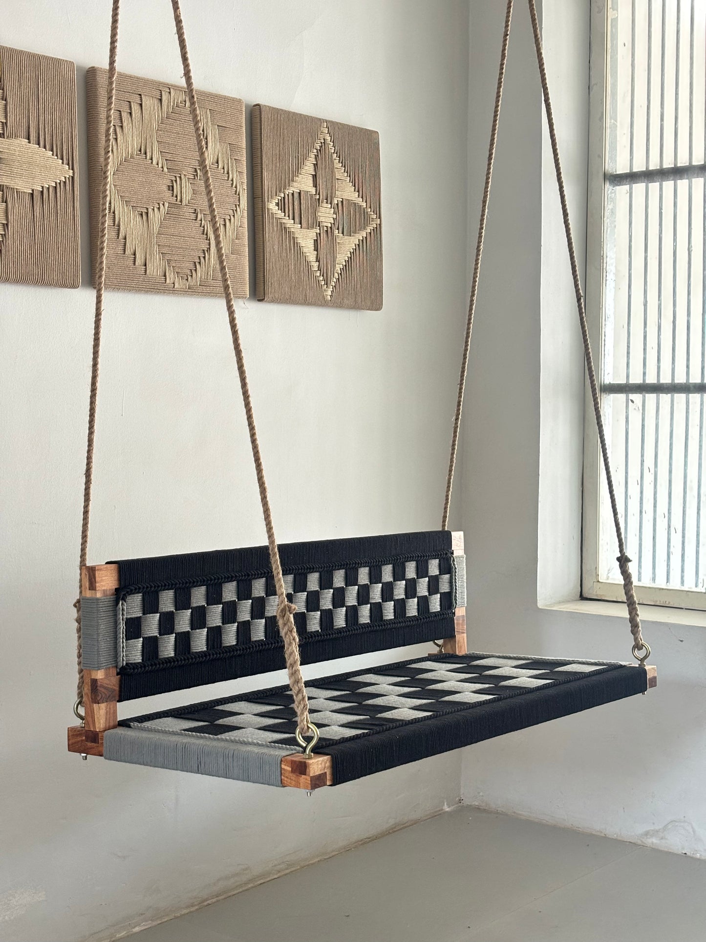 Woven Swing with Backrest