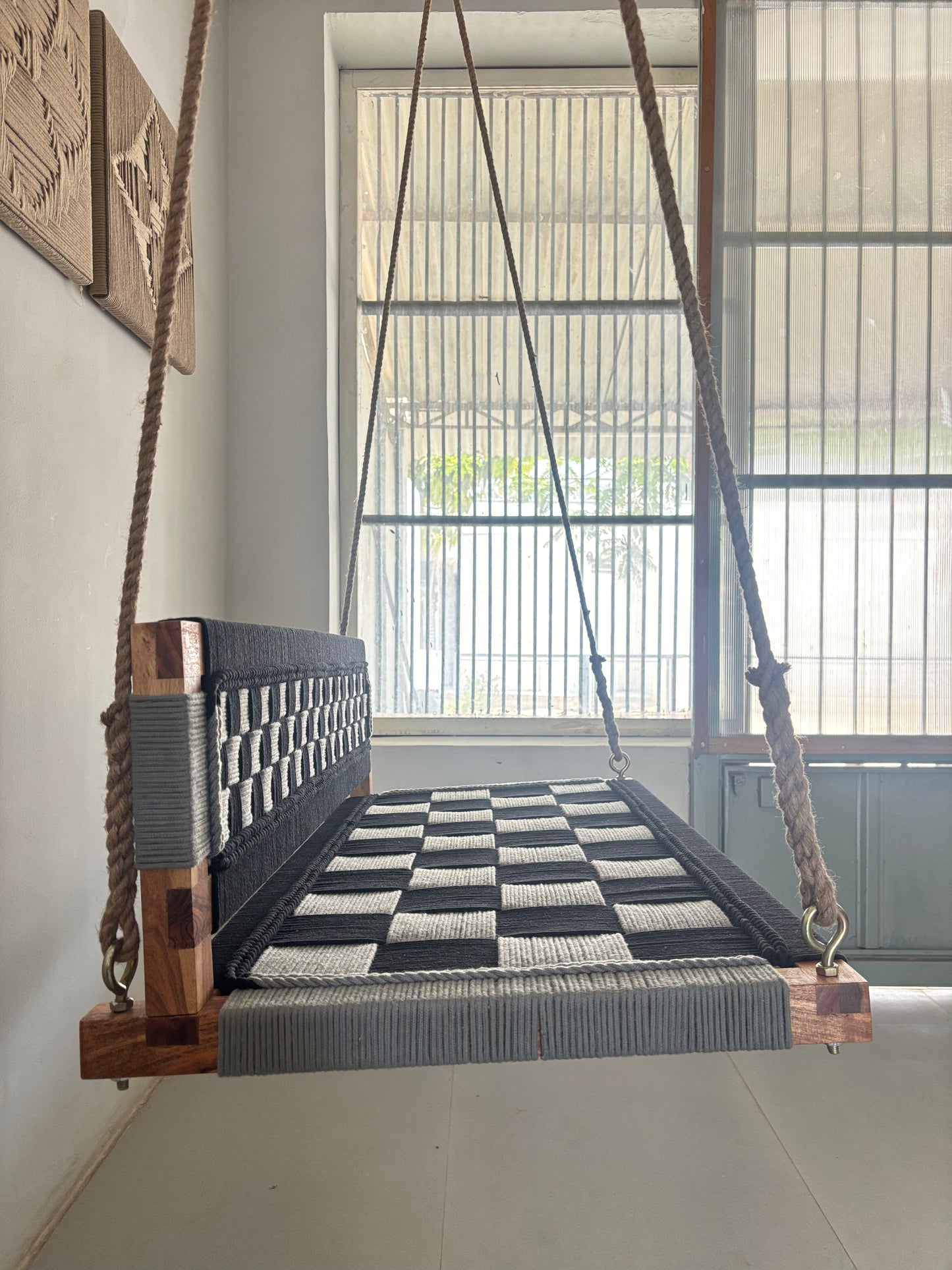 Woven Swing with Backrest