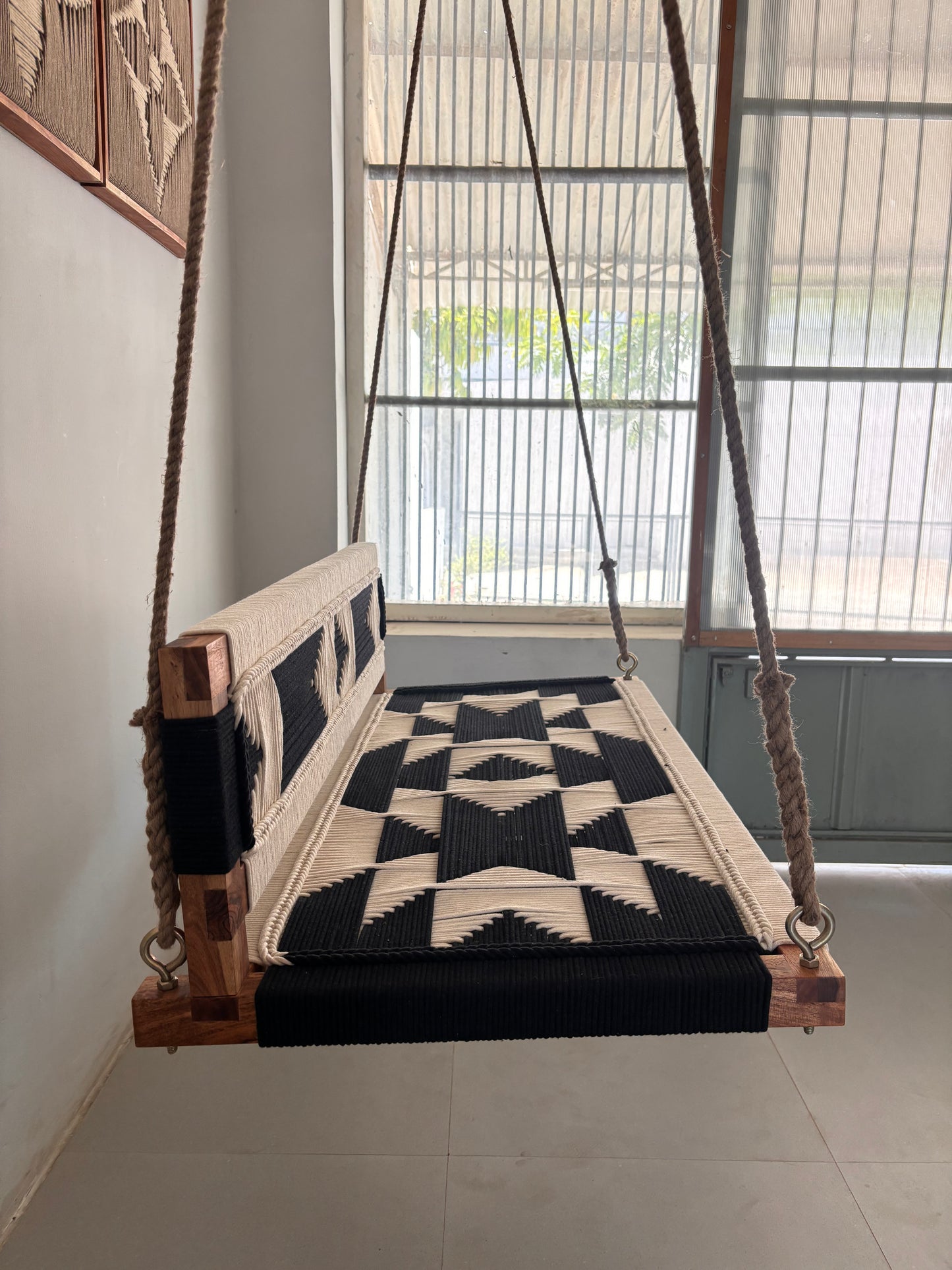 Woven Swing with Backrest