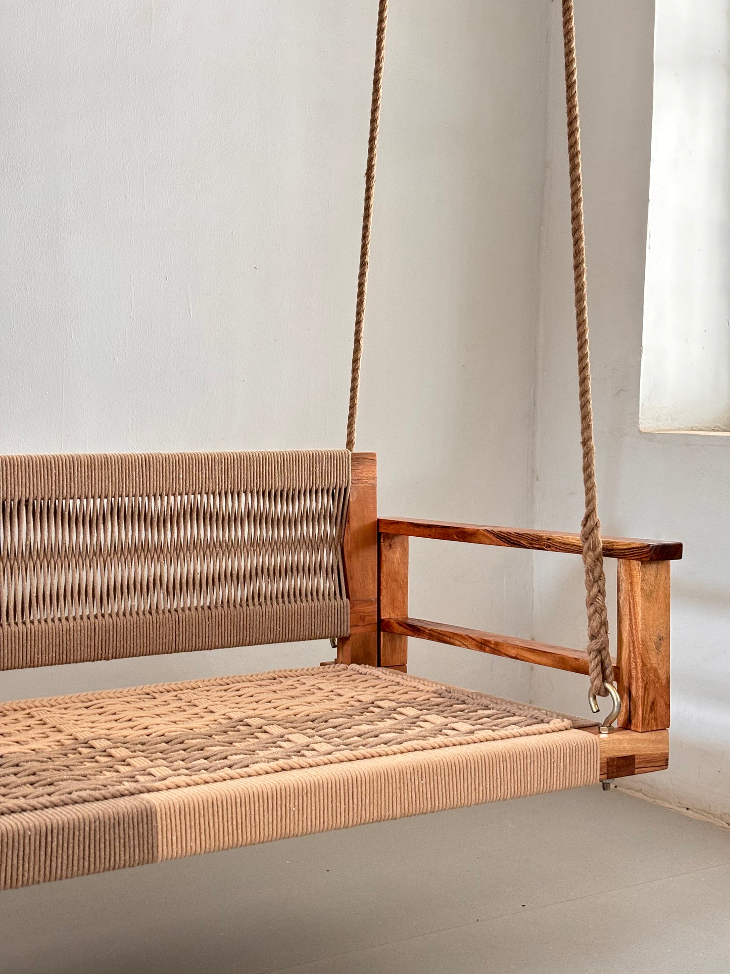 Armrest Backrest Woven Swing