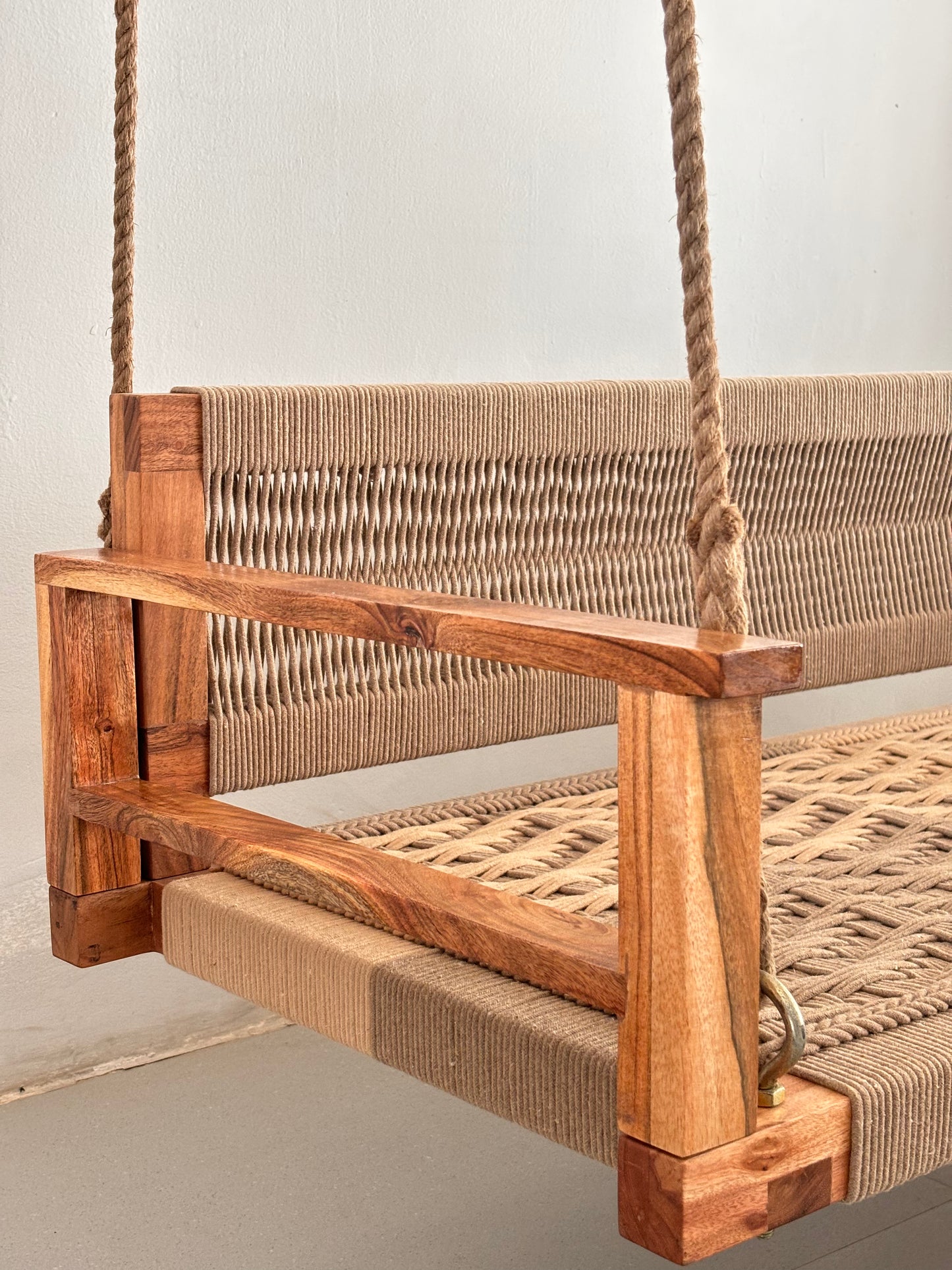 Armrest Backrest Woven Swing