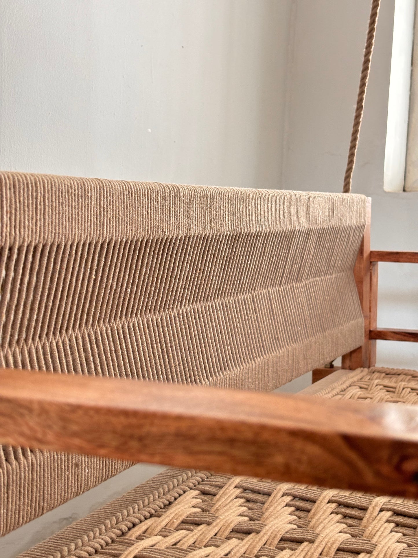 Armrest Backrest Woven Swing