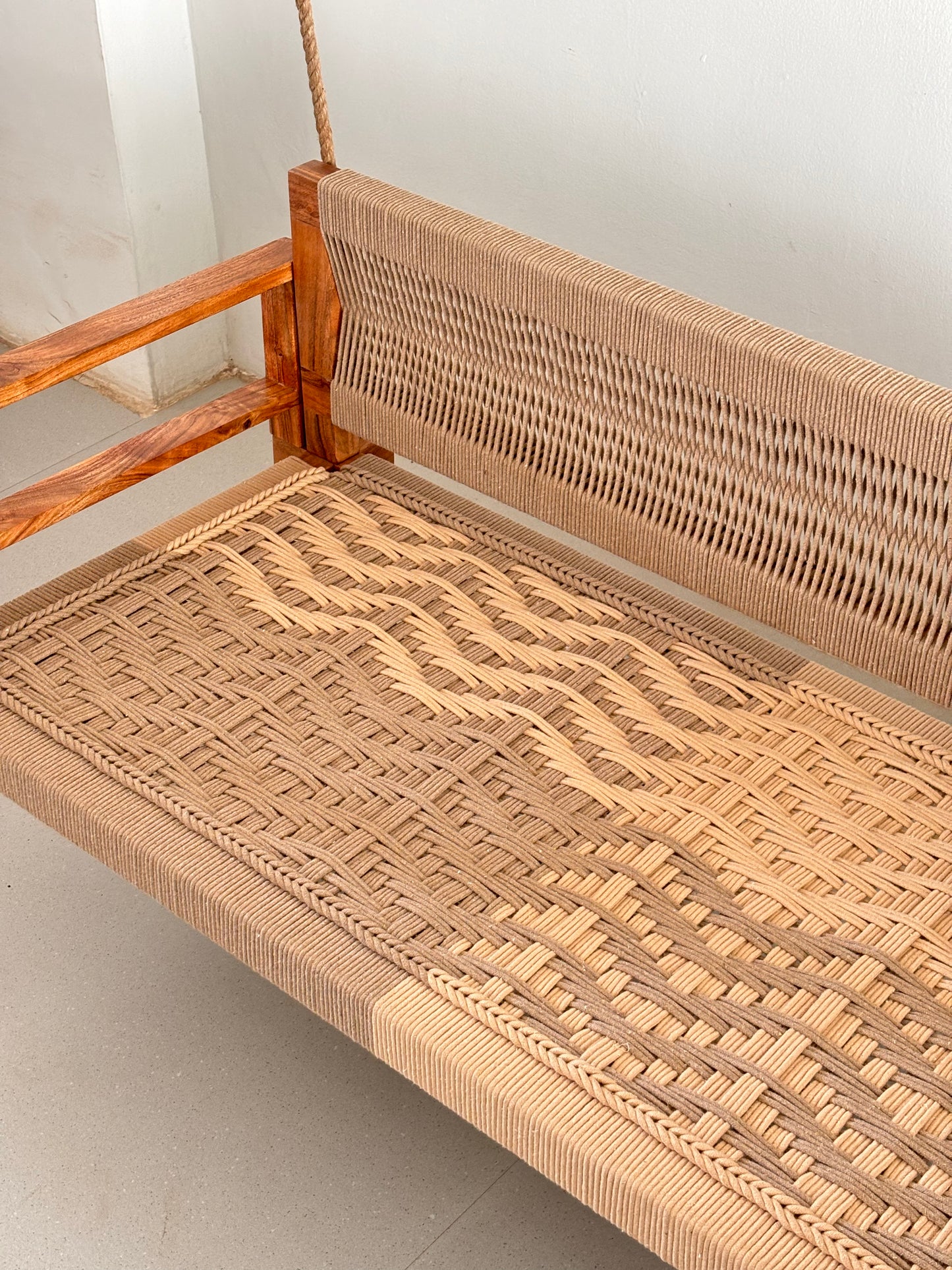Armrest Backrest Woven Swing
