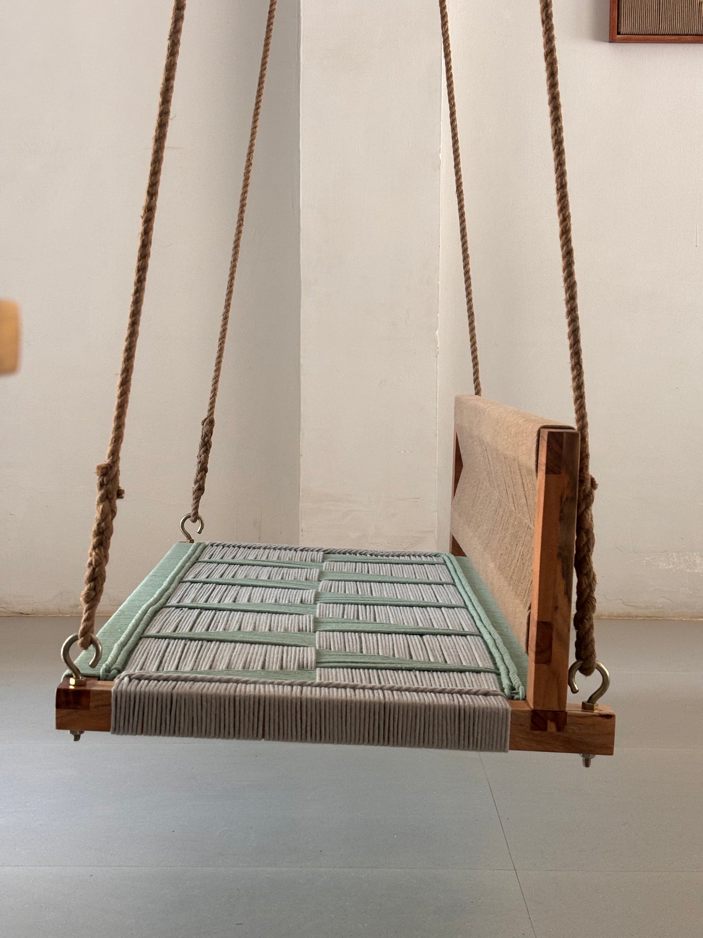 Woven Swing with Backrest - Green Beige