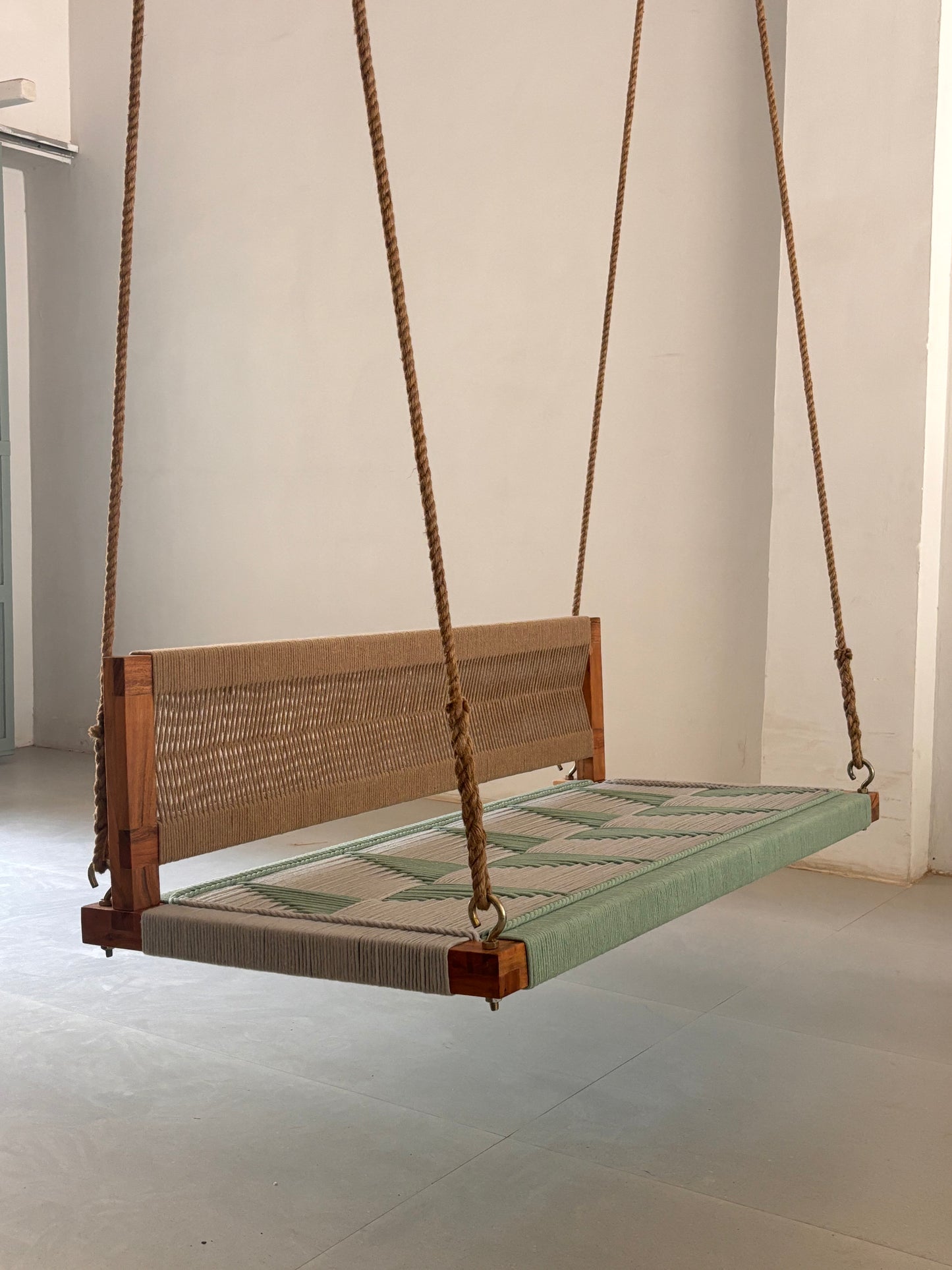 Woven Swing with Backrest - Green Beige